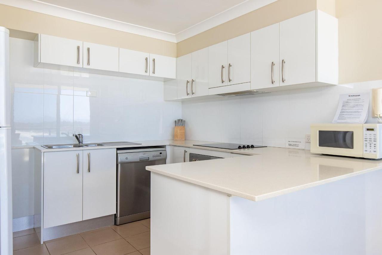 Beachpoint, Unit 402, 28 North Street Apartment Forster Bagian luar foto