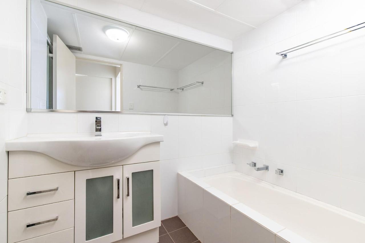 Beachpoint 402 - Linen Not Included Forster Bagian luar foto